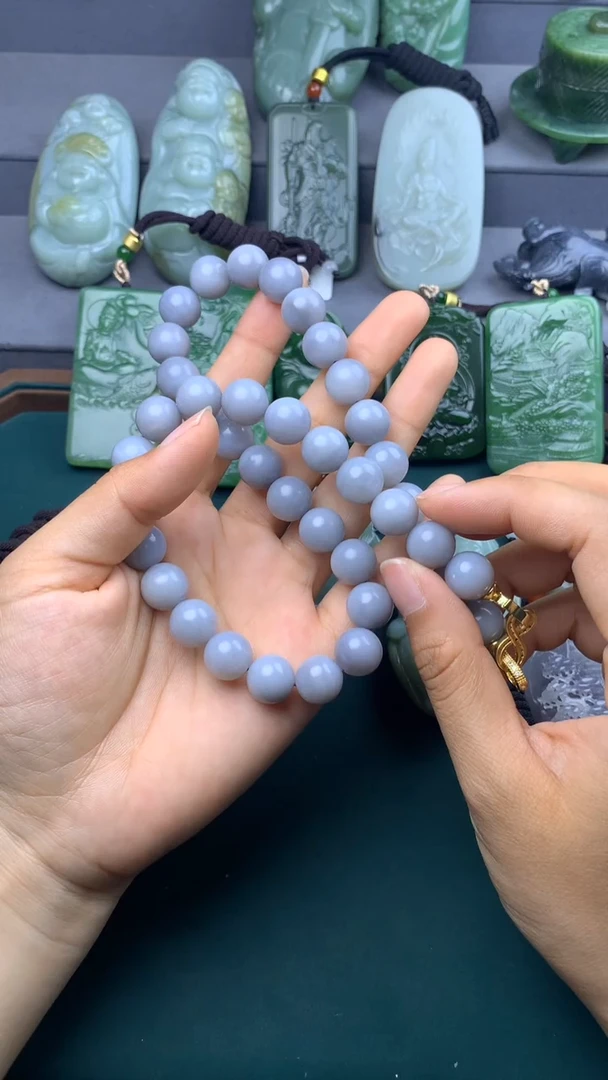 定制和田玉挂件拍一发一不退不换