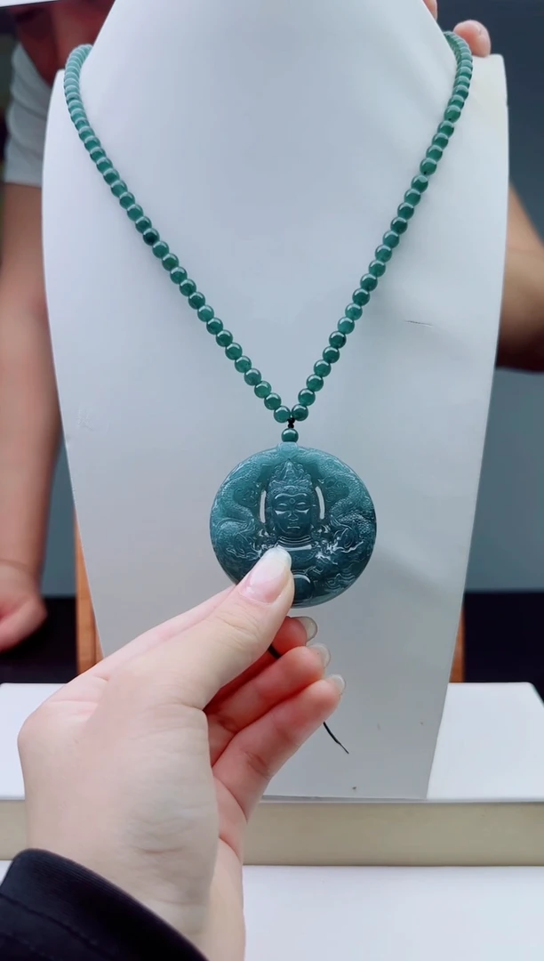 颈饰未镶嵌翡翠多样性发其一