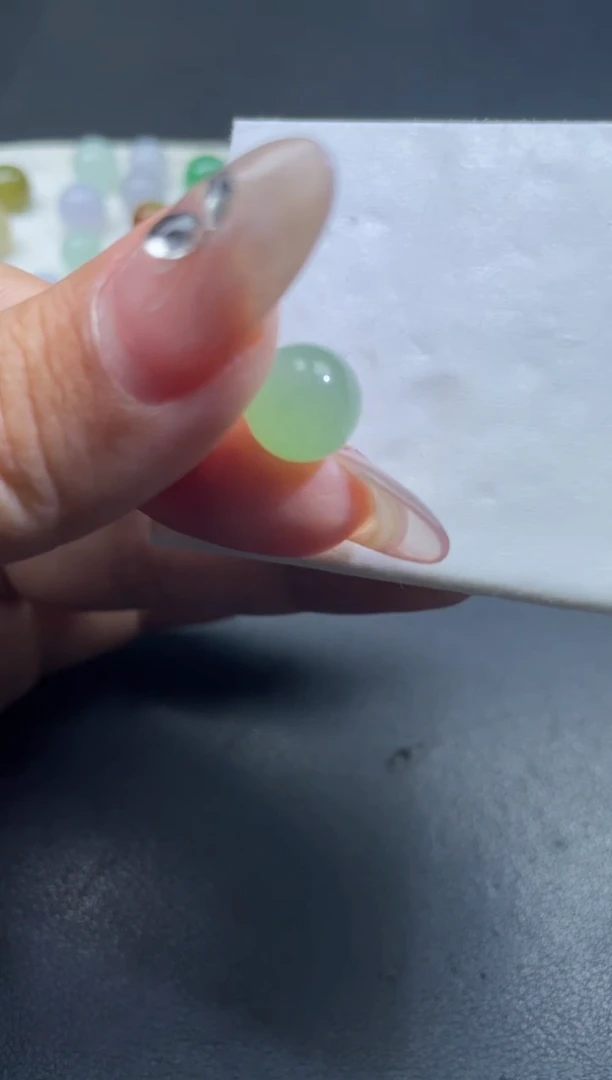 【闪购商品】翡翠颈饰未镶嵌BBBBBBB440