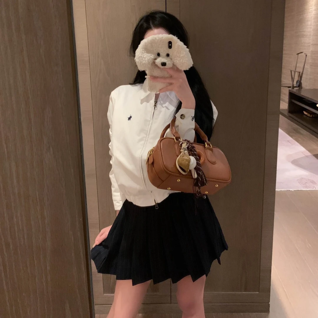 MIUMIU Arcadie 皮革 单肩斜挎手提包1