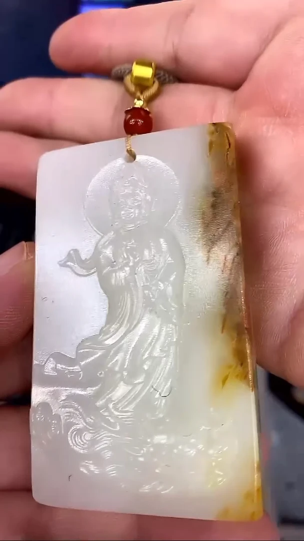 颈饰未镶嵌透闪石质玉吊坠
