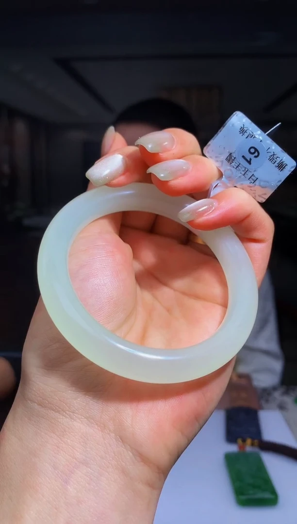 【闪购商品】定制和田玉Boss阳天然和田玉（拍一发一）