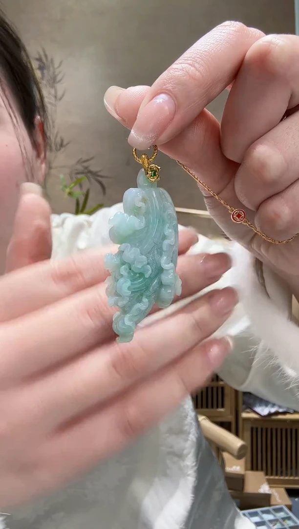 【闪购商品】翡翠颈饰未镶嵌吊坠