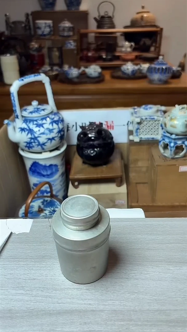 谢谢老板，回流产品有磨损正常，谨慎买！