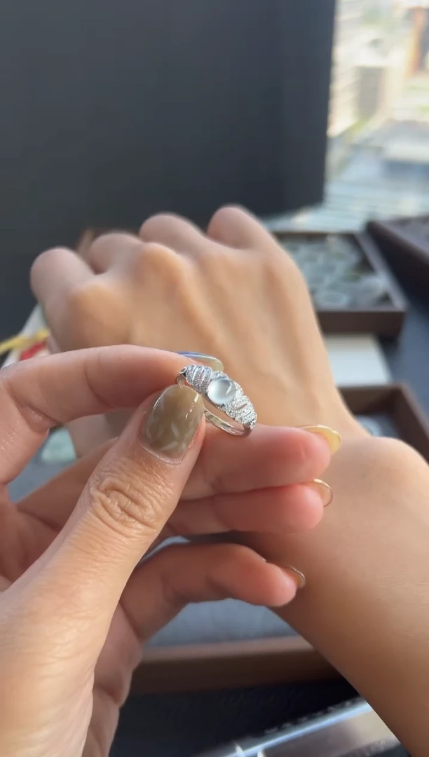 【闪购商品】翡翠戒指18K金镶嵌308买断