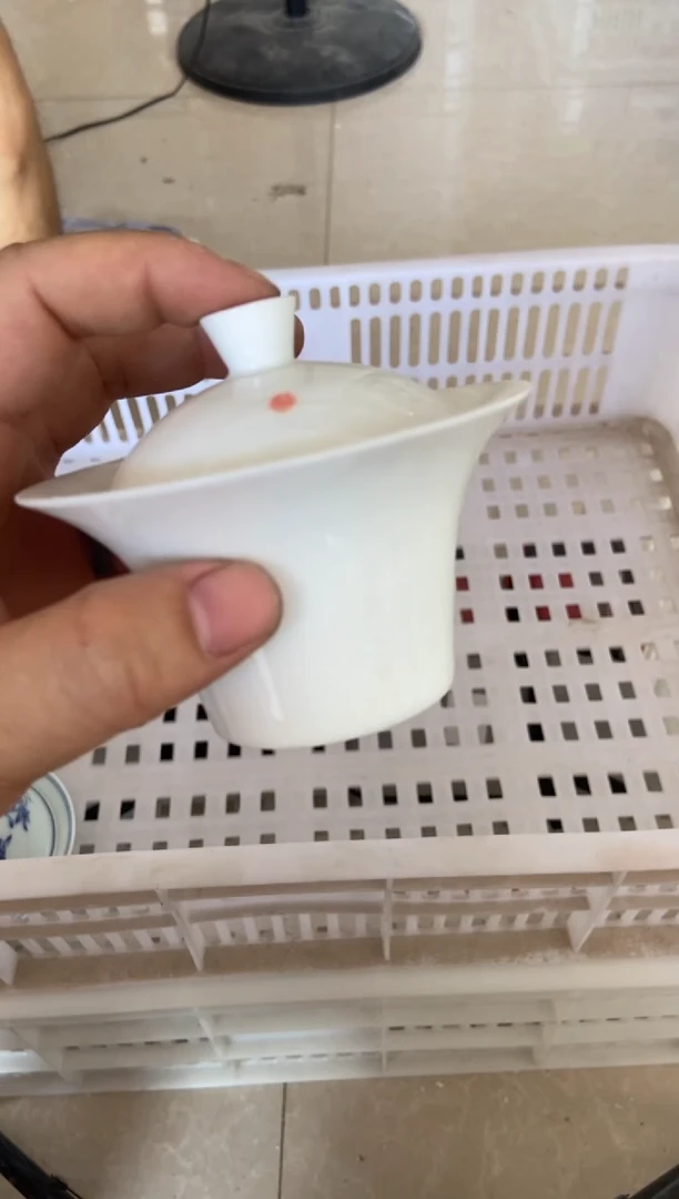 杯摄影的产品有使用过的痕迹有点脏介意勿拍