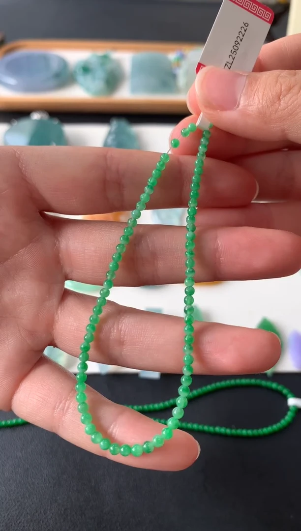 未镶嵌定制翡翠翡翠