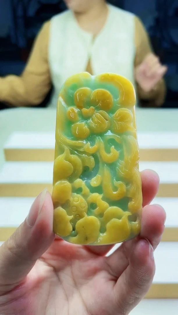 未镶嵌定制翡翠毛货09260248