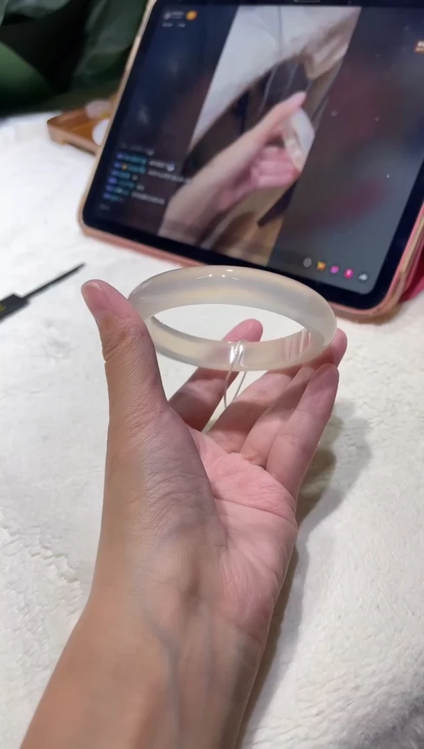 手镯玛瑙/玉髓未镶嵌60.8鉴赏期48小时