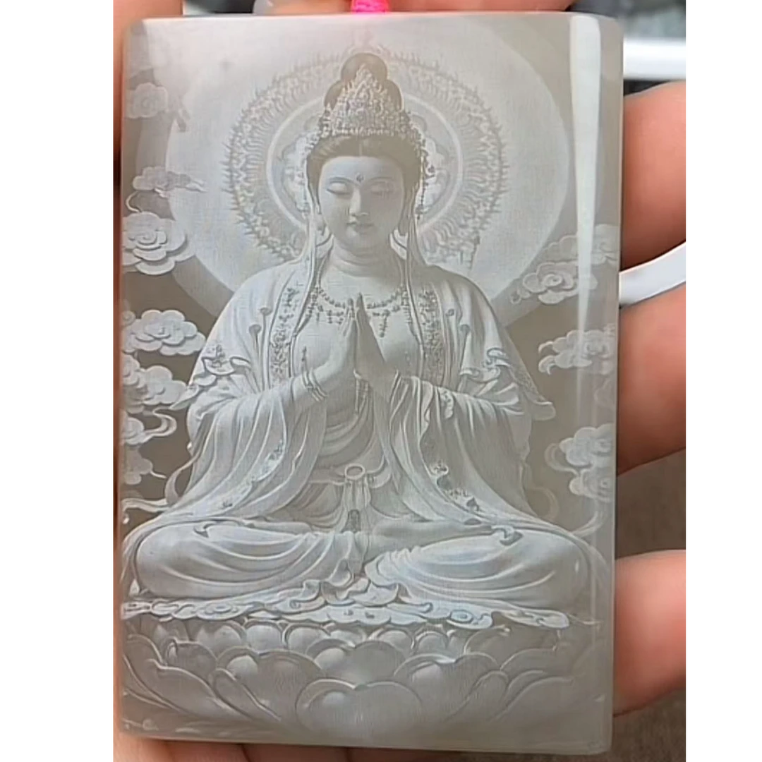 和田玉挂件一个带链子王