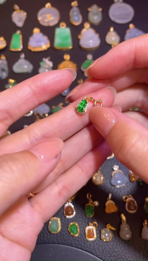 颈饰银S925镶嵌翡翠天然a货翡翠