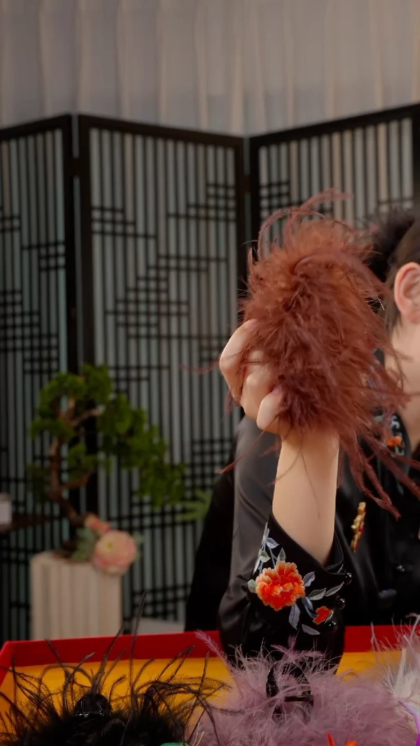 刺绣皆*13cm毛毛抓夹