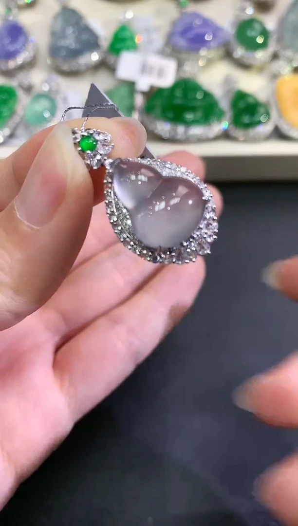 【闪购商品】翡翠颈饰18K金镶嵌C156