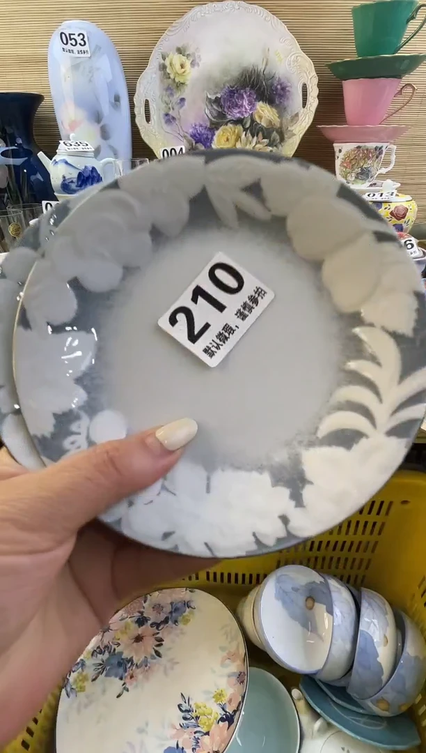 摆件h***?摆件瓷器瓷器瓷器