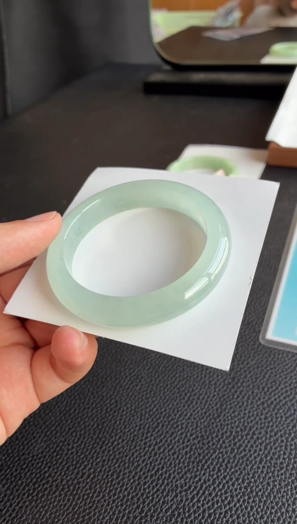 未镶嵌手镯翡翠62号55.5*12.1*8.8正圈