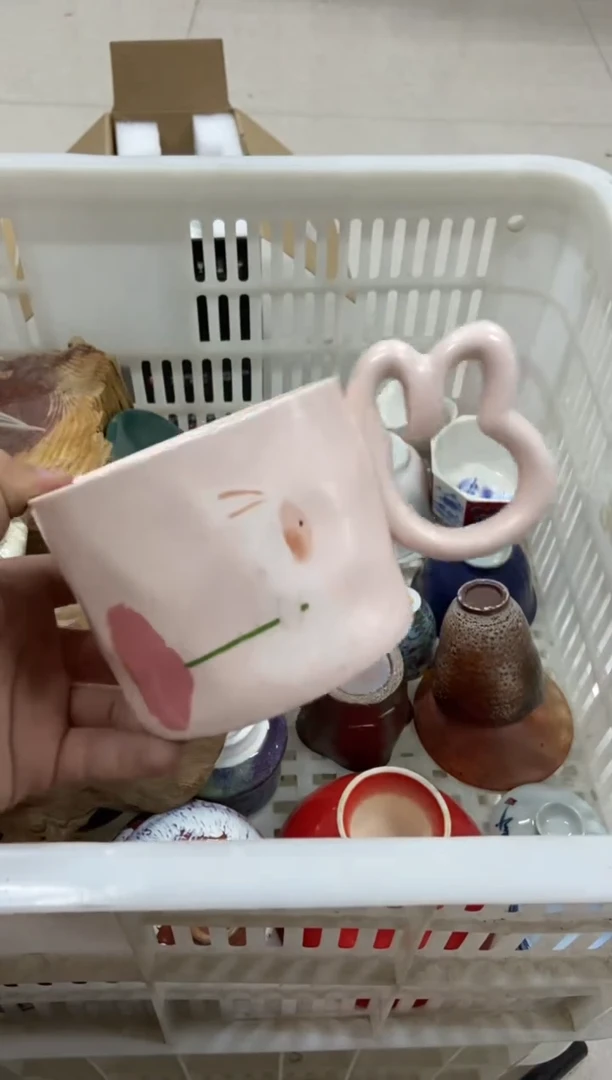 杯无运费险有瑕疵的摄影的产品有使用过的痕迹有点脏介意勿拍