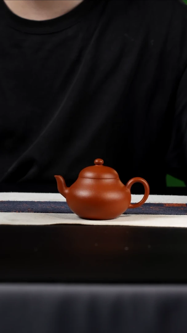 茶壶紫砂生料朱泥，梨形，130cc