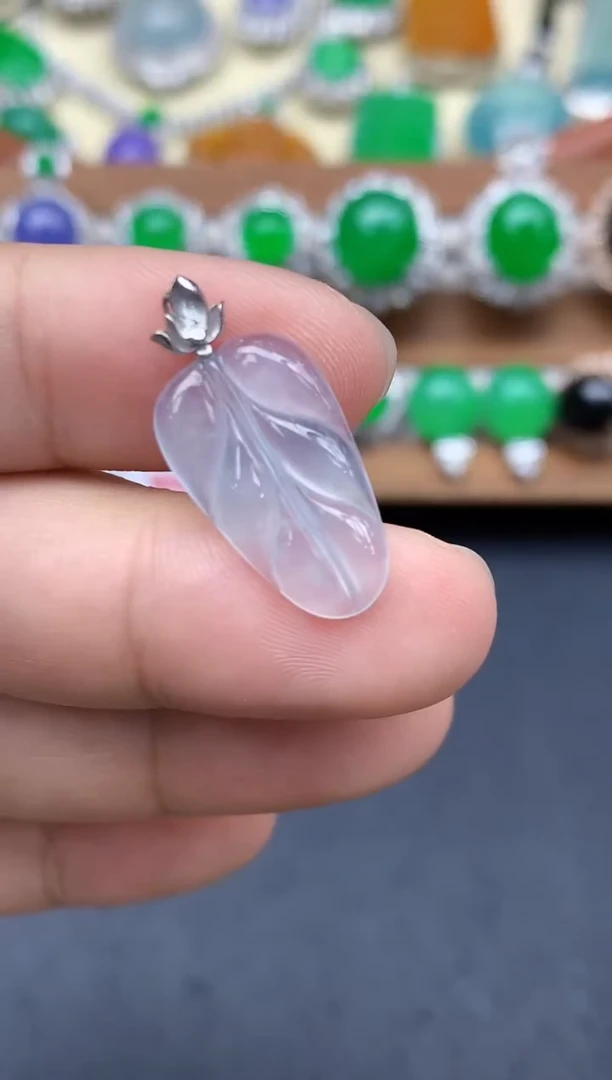 颈饰18K金镶嵌翡翠223-中国好珍宝