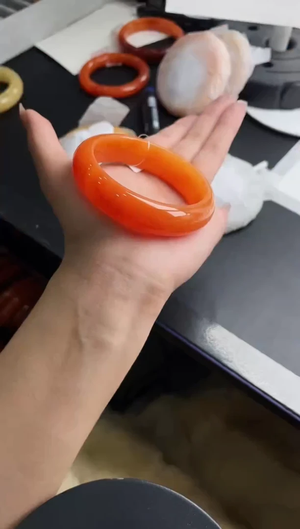 未镶嵌手镯石英质玉j149-HHB57+