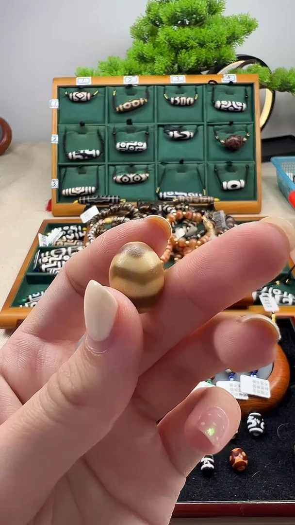 玛瑙/玉髓（覆膜）颈饰未镶嵌24（微瑕随机发货）