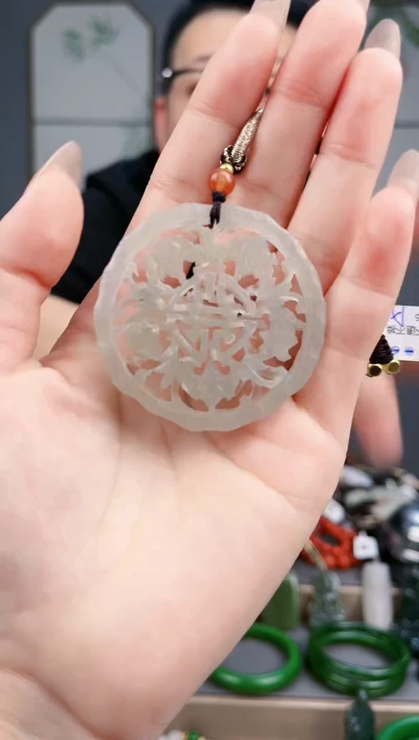 【闪购商品】和田玉颈饰未镶嵌AA多样性发货 拍一发一