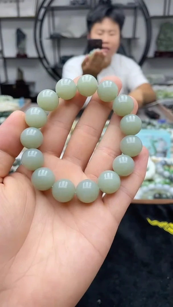 未镶嵌手串和田玉新疆且末天空蓝14圆珠