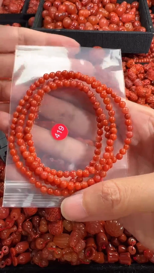 南红玛瑙未镶嵌颈饰1