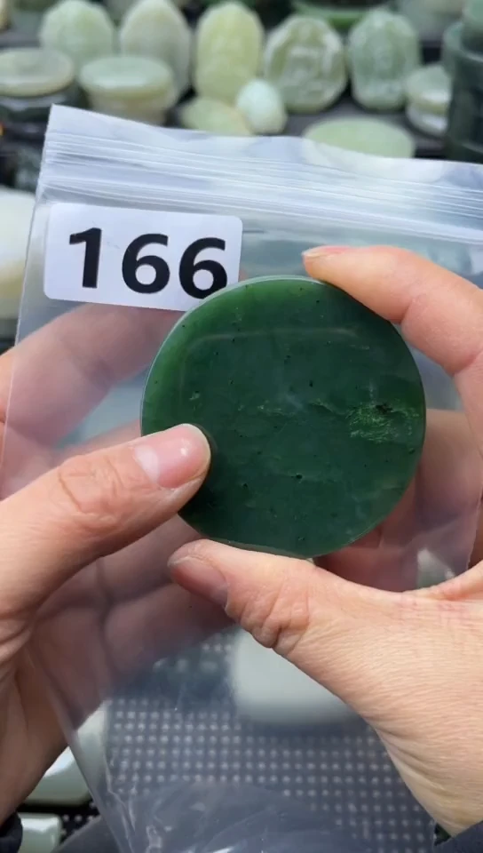 未镶嵌和田玉珠宝半成品镯芯