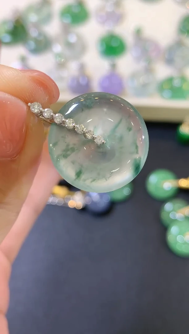 吊坠(不含链)18K金镶嵌翡翠a44