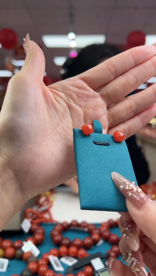 【闪购商品】南红玛瑙耳饰18K金镶嵌2.6-（多样式）