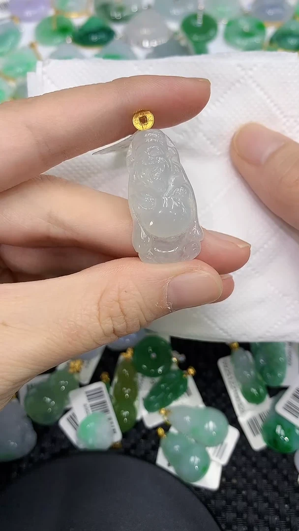 颈饰18K金镶嵌翡翠a货支持复检百元以上9元证书费自理