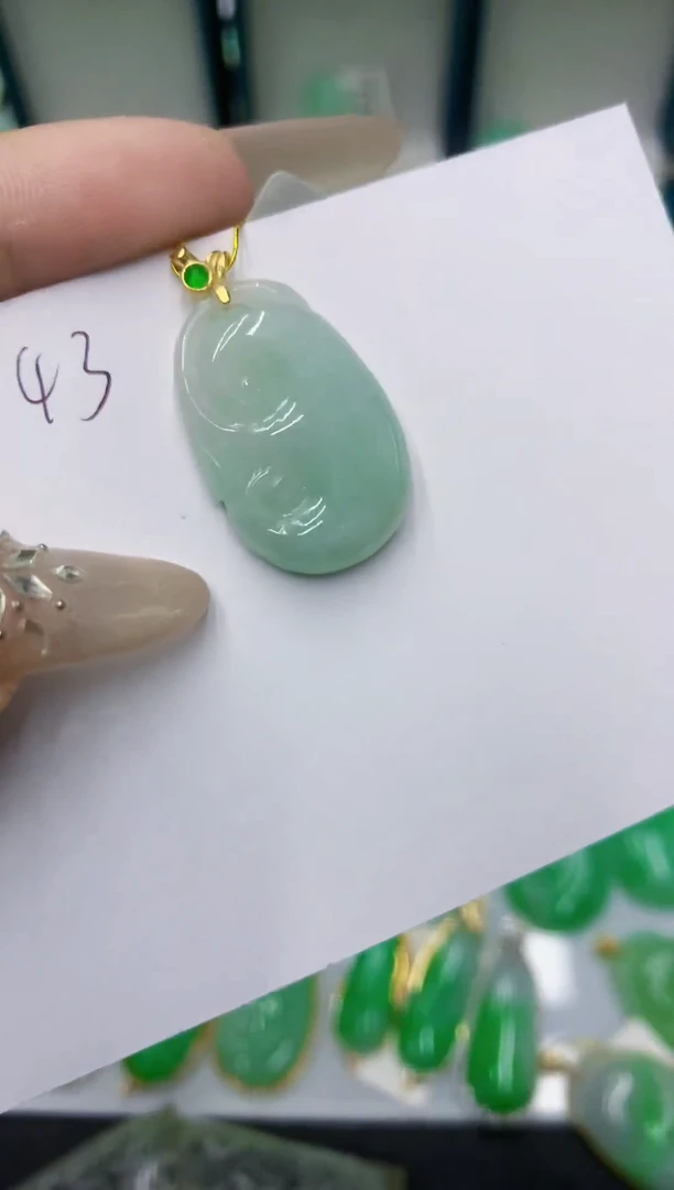 颈饰未镶嵌翡翠111111