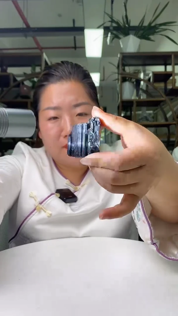 原石未镶嵌碧玺黑碧玺原石D351