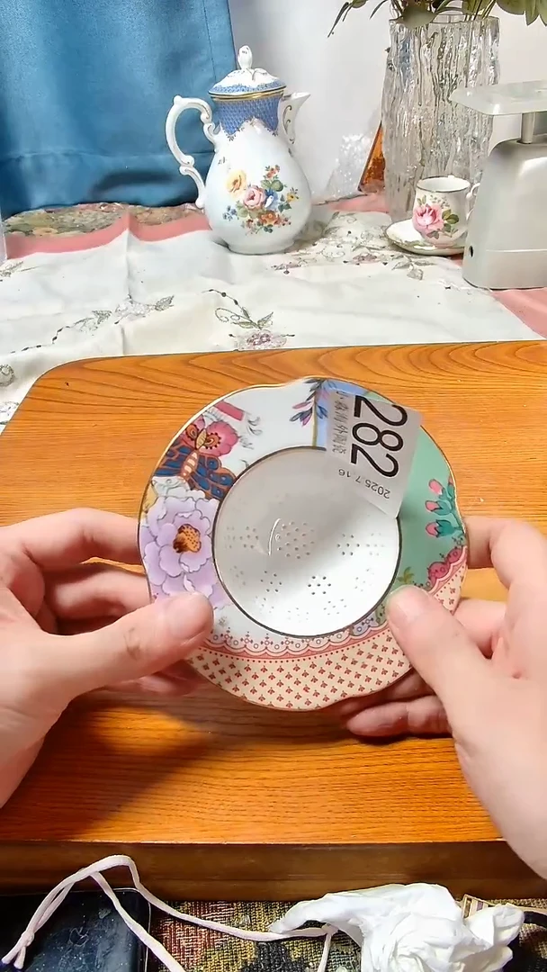 瓷片一***猫小淼海外陶瓷工艺品