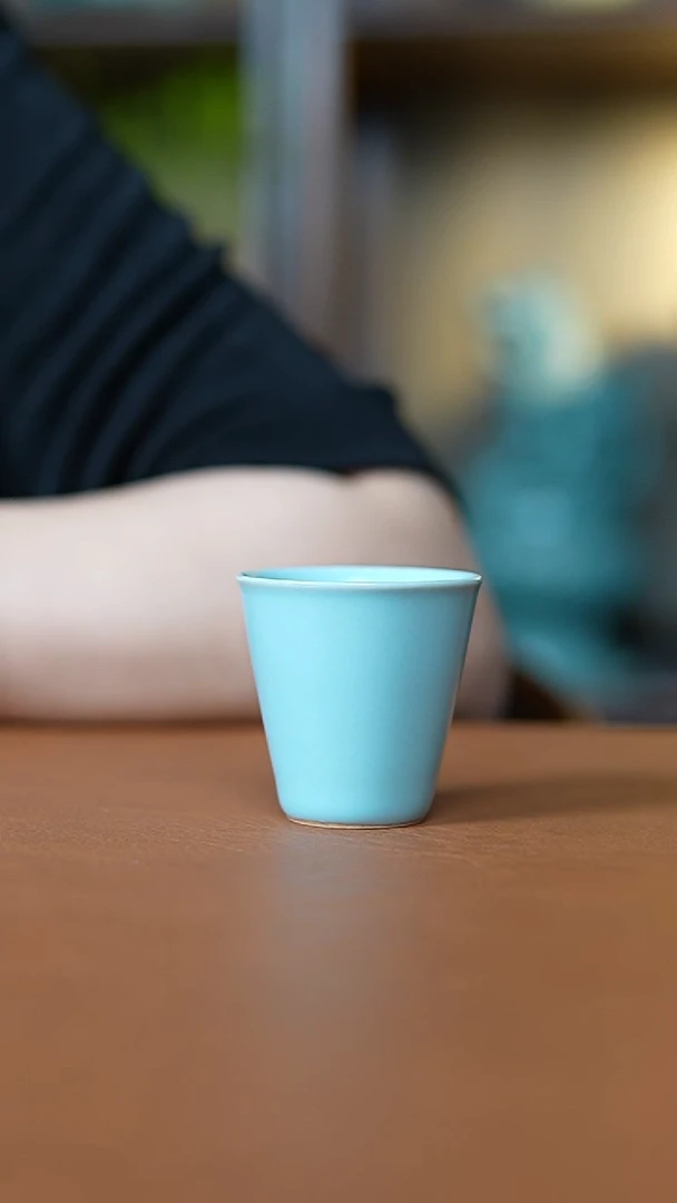 杯仿古宋臻釉小可乐杯