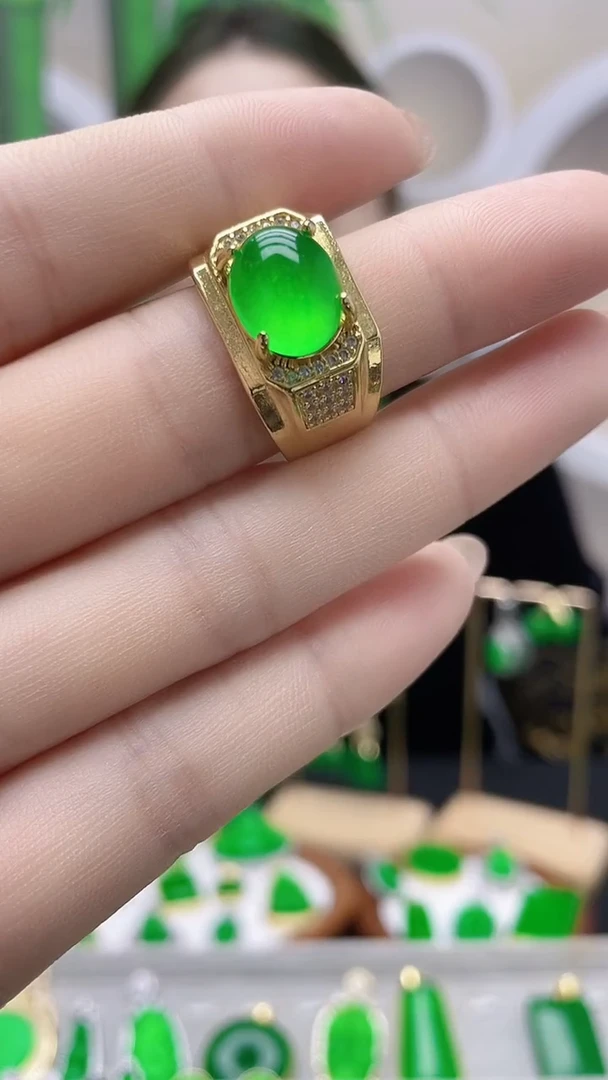 14K金镶嵌戒指翡翠J02