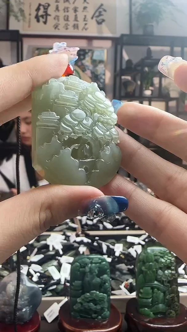 颈饰未镶嵌和田玉1