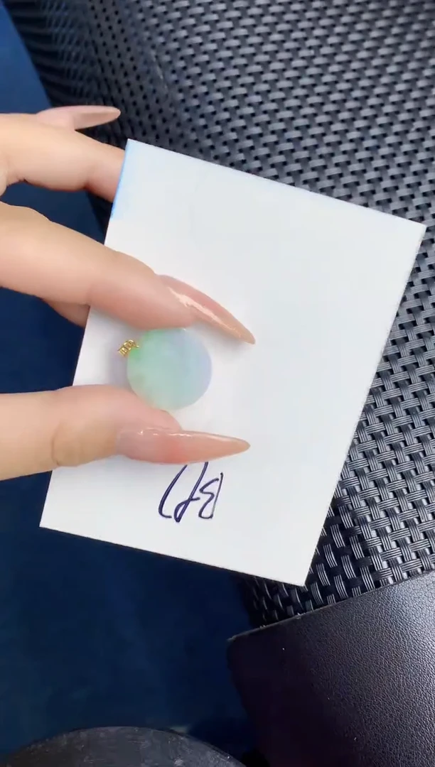 【闪购商品】翡翠颈饰18K金镶嵌000000000