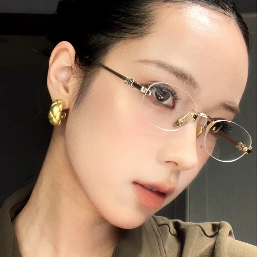 2025款纯欲无框金丝眼镜女近视小框椭圆麻辣女教师高智感斯文败类