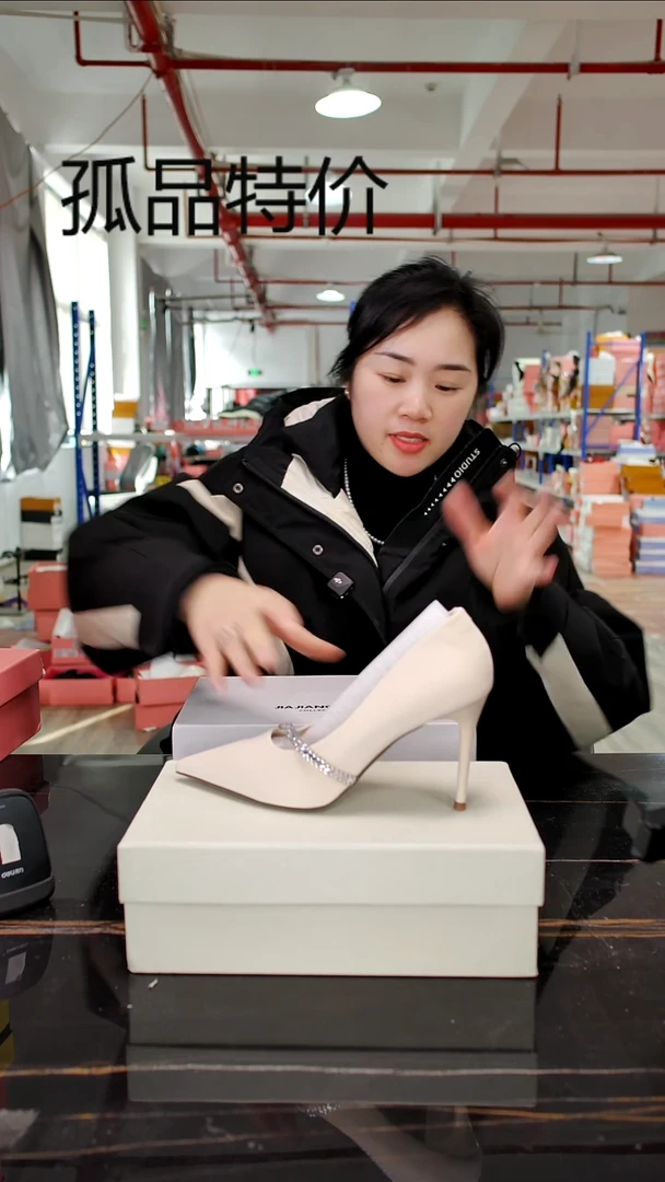 39码女鞋细跟高跟鞋