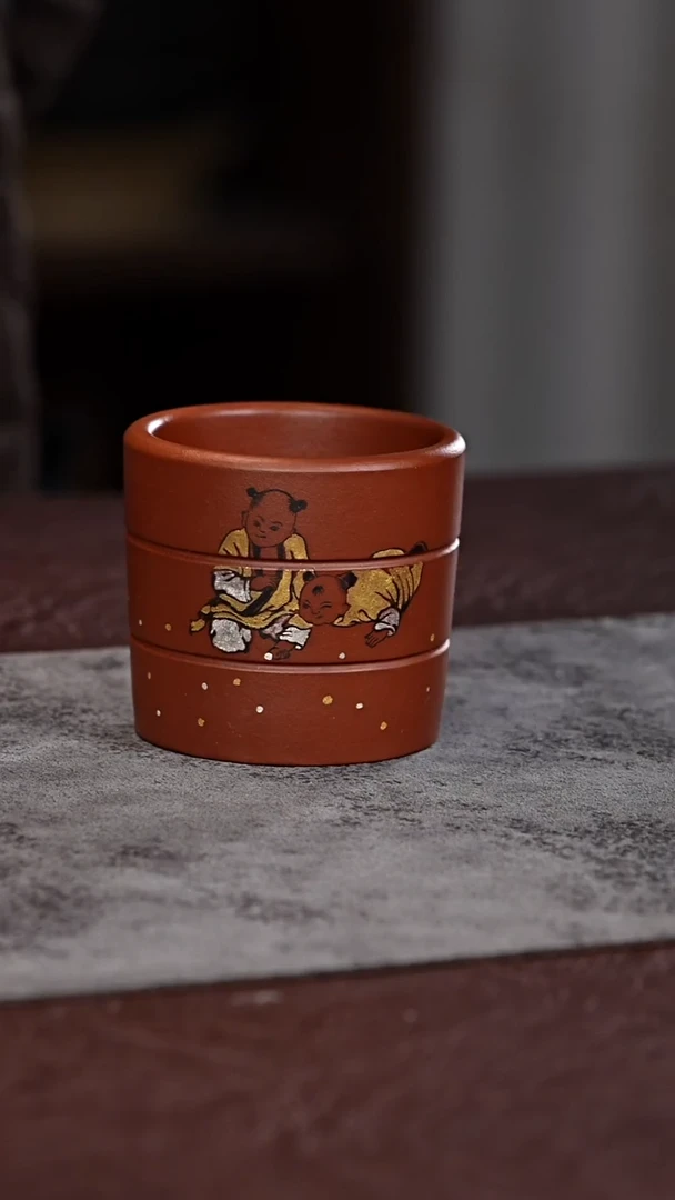 茶杯紫泥金银童子 小红泥 扳指杯