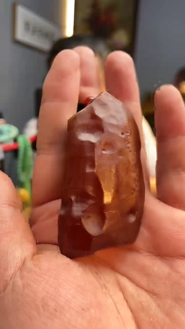 未镶嵌颈饰琥珀吊坠