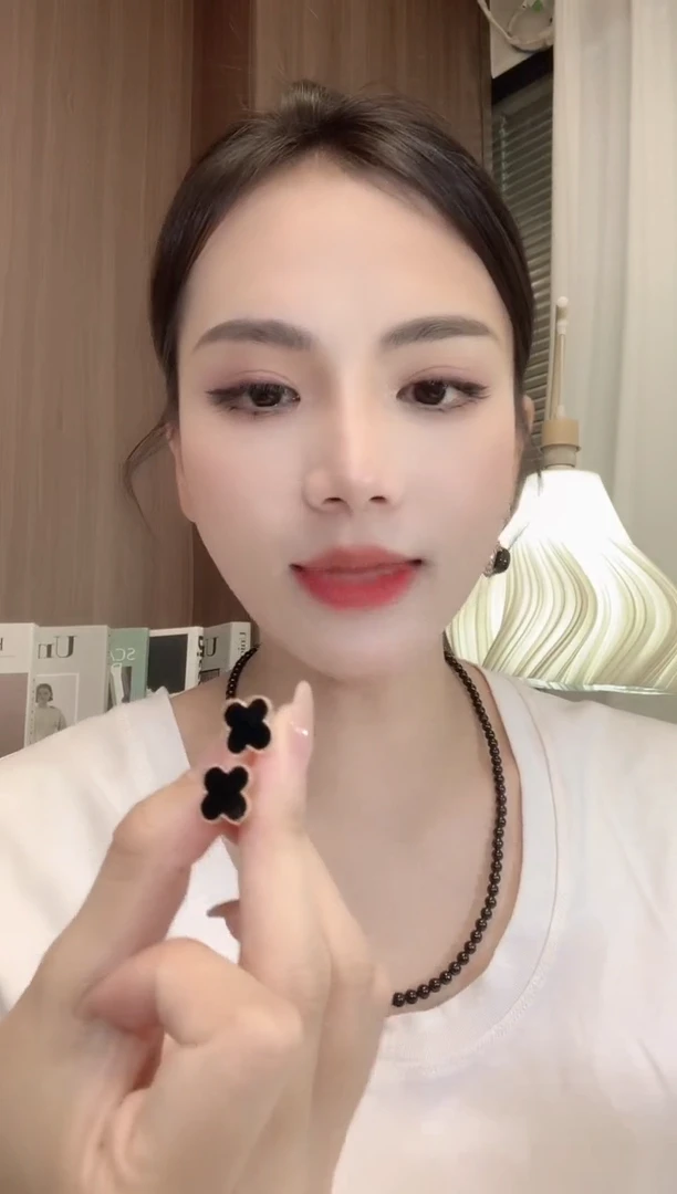 翡翠18K金镶嵌耳饰D3 多样性发一对