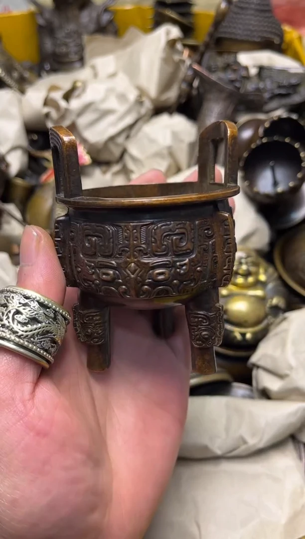 精美铜器，点击下单