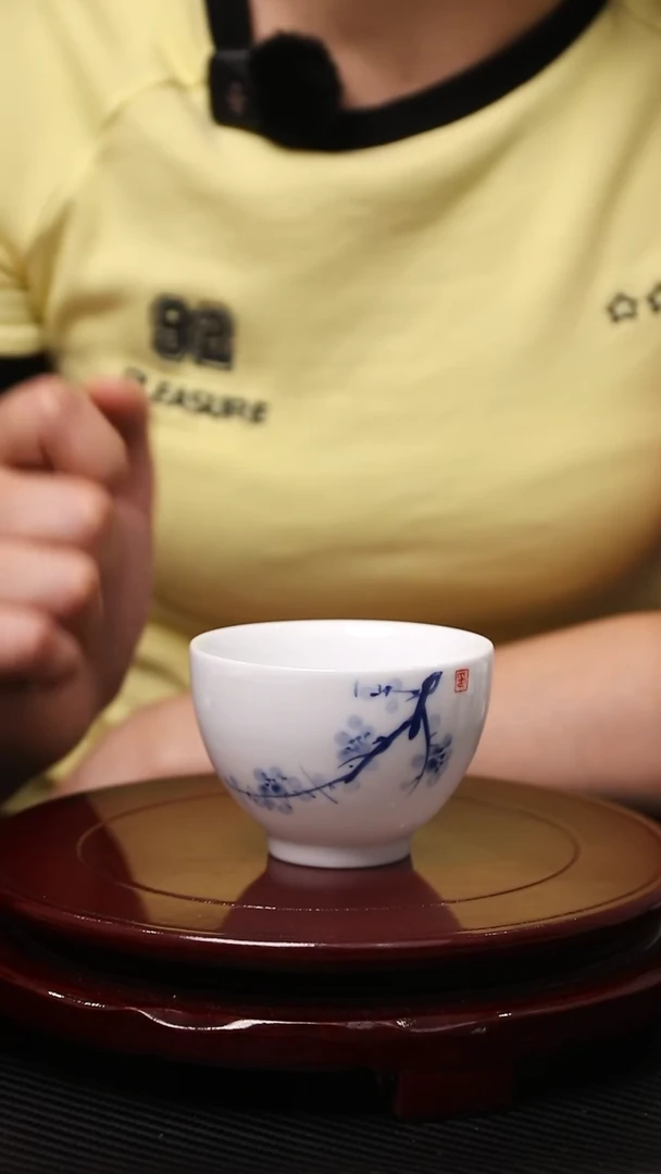 景德镇高温瓷梅花鸡心