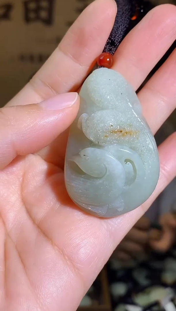 颈饰未镶嵌和田玉1