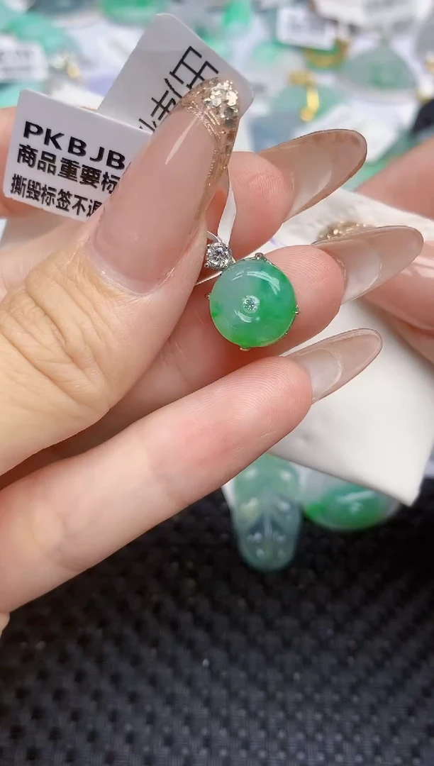 颈饰银S925镶嵌翡翠352   天然翡翠A货  百元以上9米证书费自理