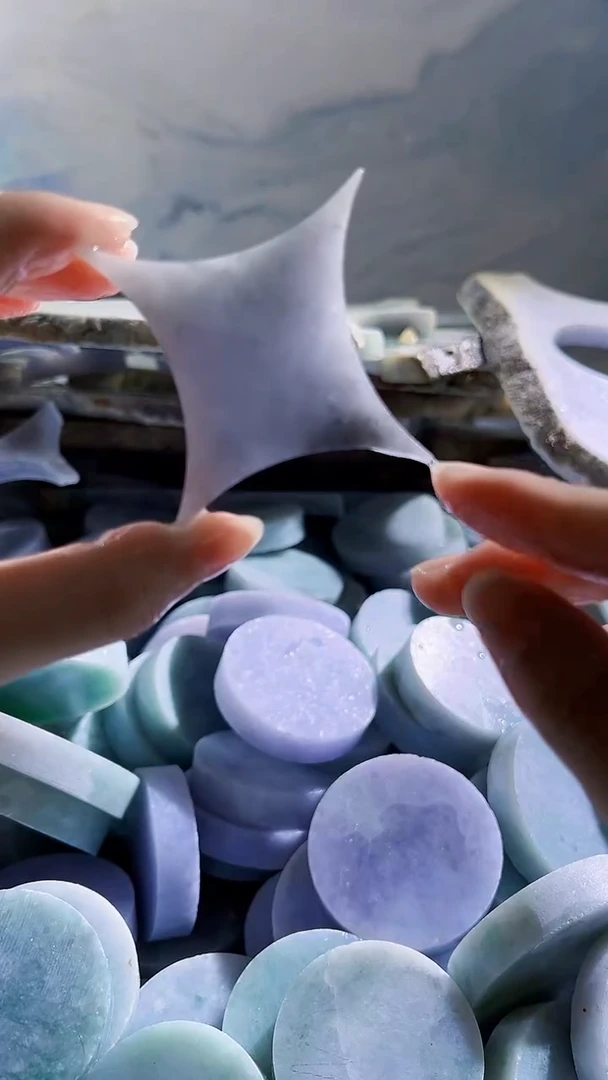 翡翠裸石缅甸翡翠A货俄426