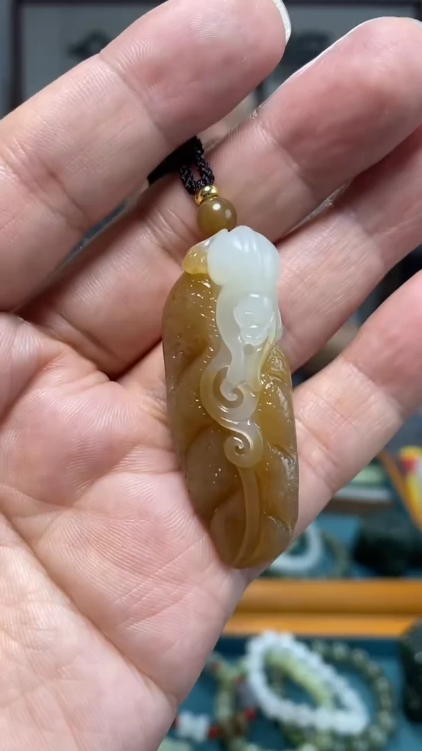 颈饰未镶嵌和田玉90