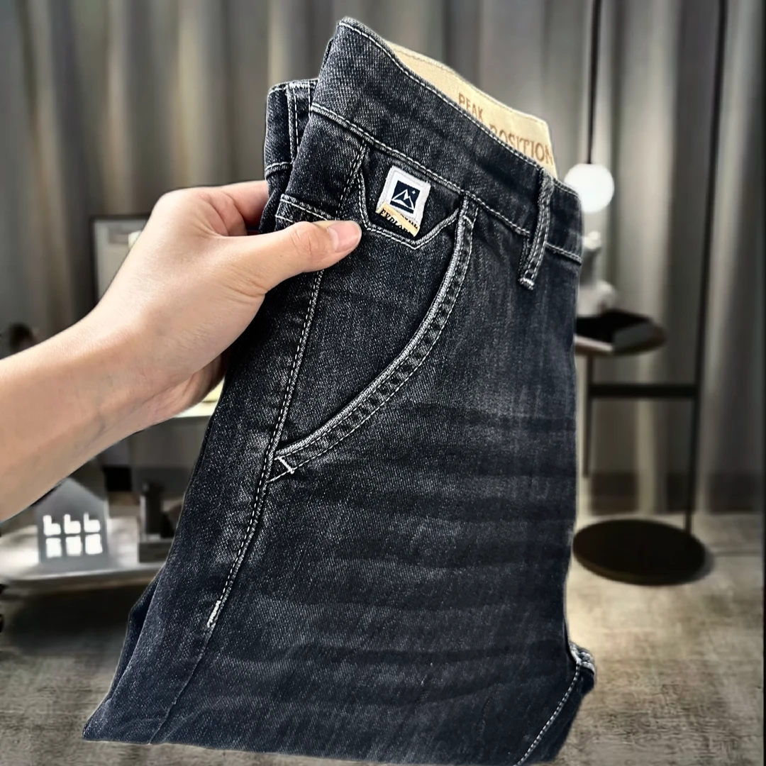 A个别刺绣男装牛仔裤修身复古欧版直筒百搭时尚